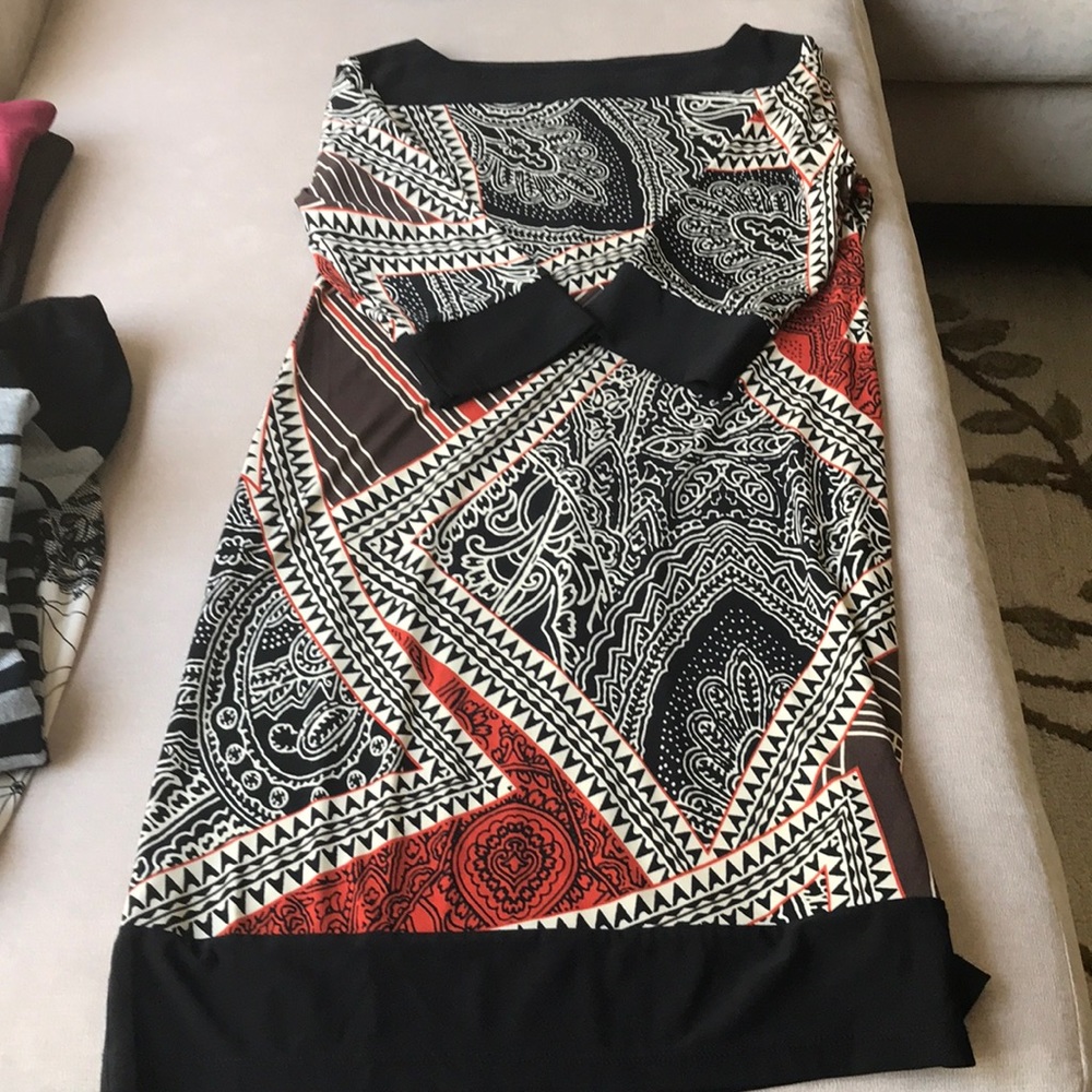 Beautiful printed boatneck dress Size S